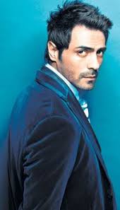 Actors In Their 30s With Black Hair Arjun Rampal To Train In Parkour Actors Hey Handsome Bollywood Actors