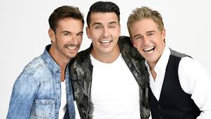 Schaut euch hier das lyric video zu einmal ist immer das erste mal aus dem aktuellen album von klubbb3 an. Krone Interview Klubbb3 Bei Uns Kriegt Ihr Puren Schlager Krone At