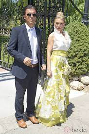 And join one of thousands of communities. Sonia Arenas En La Boda De Tamara Gorro Y Ezequiel Garay Boda De Tamara Gorro Y Ezequiel Garay Foto En Bekia Actualidad