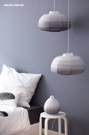 Ombré balayage zu hause selber machen für 5€. Diy Ombre Lampenschirm Selber Machen Aus Ikea Papierlampe Im Dip Dye Look Nicest Things