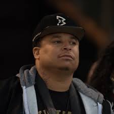 Ny'zaiah Thompson (@Ny_Thompson21)