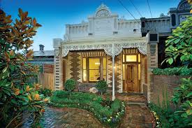 Boom Style 1875 To 1890 Melbourne Architecture In The Late 19th Century Had A Style All Of Its Own Melbourne Architecture Exterior Design Australian Homes