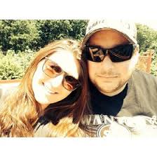 Lisa Vitelli's Instagram, Twitter & Facebook