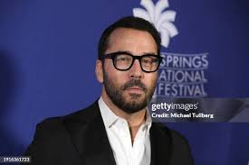 Actor Jeremy Piven and producer Daniel Finkelman attend a screening... News  Photo