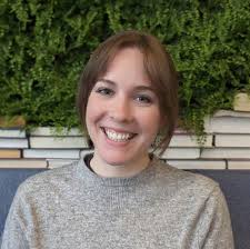 Isabel McCarthy, Associate Editor