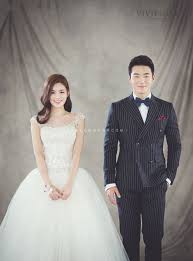 Simple Wedding Dress Simple Bridal Gown Korean Pre Wedding Photography Pre Wedding Photogra Korean Wedding Dress Simple Bridal Gowns Wedding Dresses Vintage