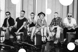 Karierę zaczęła w 1978 na krajowym festiwalu piosenki w opolu, śpiewając utwór piechotą do lata. Beata I Bajm Koncert Punkt Informacji Kulturalnej Poznan