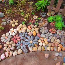 My Pebble Mosaic I Still Have 6 Feet To Go It Takes About An Hour Per Square Foot Salvabrani Arto Rock Garden Landscaping Rock Garden Design Garden Projects