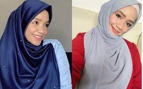 Actress / alumni rmit, melbourne @umminazeerafc founder. Alahai Comelnya Ummi Nazeera Kongsi Video Anak Cukur Jambul Gempak
