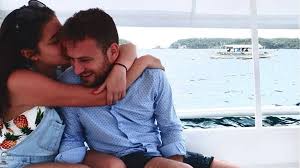 Αχ βρε κουκλίτσα μου, κάρολαϊν, σκέφτομαι πως. Iqjkpxo Ddkzkm