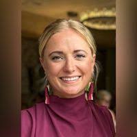 Tara Bates's Instagram, Twitter & Facebook