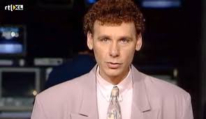 Jun 09, 2020 · daar zet hij de nieuwslezer gelijk mee te kakken. Nieuwslezer Jan De Hoop Blikt Terug Op 25 Jaar Rtl Foto Ad Nl