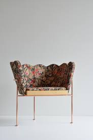 O Desenvolvimento Da Poltrona Eva Partiu De Uma Parceria Com O Escritorio De Arquitetura Manga Rosa Para A Loja Moveis Legais Cadeiras Design Poltronas Quarto