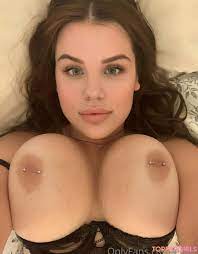 Swedishgirlelina Nude OnlyFans Leaked Photo #10 - TopFapGirls