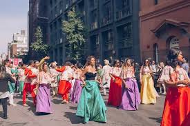 Priya And Nishant S Vibrant New York Wedding New York Wedding Wedding Procession Wedding Modern