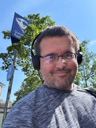 round the rails we go: Satunnainen