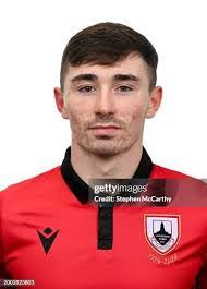 Lara Fay's Instagram, Twitter & Facebook