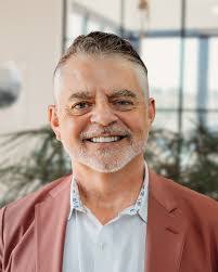 Shawn Free's Instagram, Twitter & Facebook