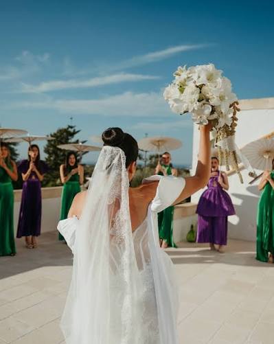 Puglia is one of the hottest wedding destinations of the moment. And while  the photos are super enticing, a lot of couples hesitate when it comes to  booking their destination wedding because