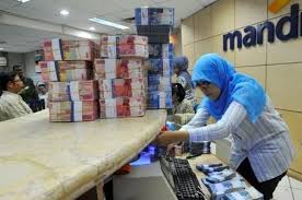 Tangbull adalah penyedia pinjaman online cepat langsung cair melalui aplikasi. Sehari Cair Pinjaman Dari Bank Mandiri Hanya Siapkan Ktp Dan Isi Aplikasi Motorplus