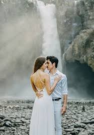 Bali Honeymoon Engagement Photography Package In 2020 Wedding Photography Packages Bali Wedding Engagement Photography