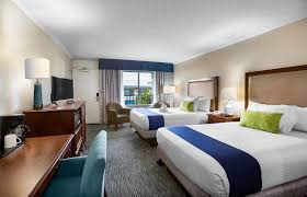 Spend the rest of your day relaxing in our lazy river or. Explore The Oceanfront Rooms Suites At Sea Crest Resort Myrtle Beach