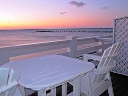 When you a stay at the crown and anchor inn in provincetown, you'll be near the beach, just steps from meetinghouse theatre and concert hall and provincetown town hall. Getting To Know Provincetown