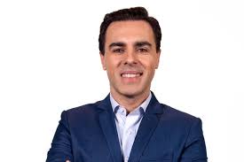 📺 #Globo escolhe Rafael Colombo, ex-Band e CNN Brasil, para substituir  Daniela Lima na GloboNews.