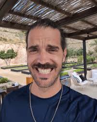 I became what I hated.... A guru with a 6-figure course launch...  Actually.. I fell just short of a 6-fig launch. But see that's how this  silly game works... (nobody cares what's