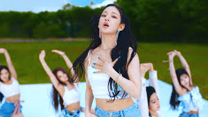 Come with me now / how far do you want to go? Fromis 9 We Go Who S Who K Pop Database Dbkpop Com