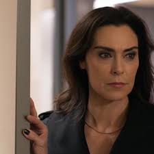 Treadstone" Michelle Forbes, 4 More Join USA's Jason Bourne Spinoff