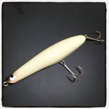 zeal water snake wood こちらはwood プラは若干斜め浮きに対してこちらは水平浮きなんですね ぬめぬめ動きそうな予感 笑 早く投げ比べしたいな fishing bassfishing fishing bobber fishing lures fishing equipment