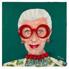 Connie Pender's Instagram, Twitter & Facebook