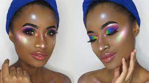 Com dicas práticas e simples, o expert ensina como conseguir uma pele linda e fresh, além de mostrar como construir camadas de cor sem exagerar ou se arrepender. Maquiagem Colorida Para Pele Negra Arco Iris Unicornio Youtube