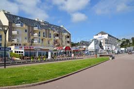 Compara opiniones y encuentra ofertas de hoteles en con hoteles skyscanner. Trestraou Beach In Perros Guirec Cotes D Armor France Plages Tv