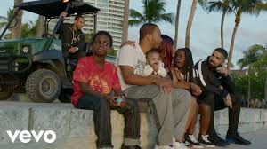 God S Plan Drake This Video Is Amazing He S So Kind And Generous Giving To Others Seeing The Joy And Excitement They Get Mak Gods Plan Drake Rap Songs