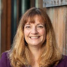 Susan Bearden's Instagram, Twitter & Facebook