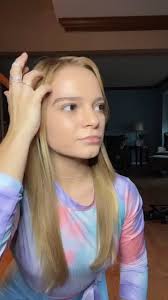 Dwarf Explains A Tandem