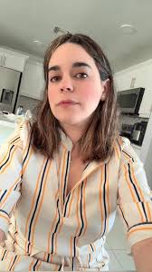 Dania Ferro (@daniaferro_author)’s videos with sonido original