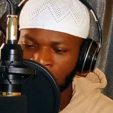 I'need your help once again guys. I'm trying to create a simple interactive  pdf, but when I press "preview" it doesn't work but it works fine when  exported. What I'm doing wrong,