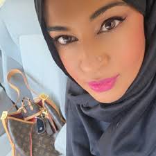 Is there anyone else that there ribs hurt and burn like someone is stabbing  them?