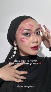 Tutorial: How to Create Kiss Mark Makeup for Halloween