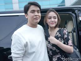 Check spelling or type a new query. Billy Syahputra Amanda Manopo Tak Saling Follow Ig Ini Penjelasannya