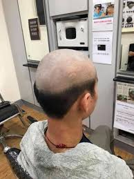 Model rambut pria terbaru dan terlengkap. Potong Rambut Setengah Botak Cara Unik Ibu Cegah Anak Remajanya Keluar Di Masa Pandemi Lifestyle Liputan6 Com