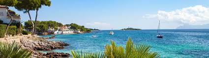 In terms of vaccination , the total number of doses administered in the balearics is 766,017; Alcudia Auf Mallorca Alle Tipps Angebote Urlaubsguru