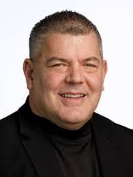 Bryce Head's Instagram, Twitter & Facebook