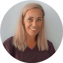 Renee Lucci's Instagram, Twitter & Facebook