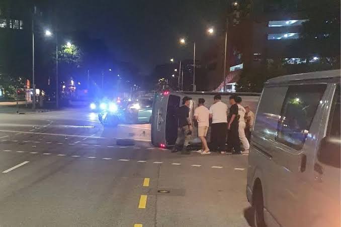 Man arrested for drink driving and driving without a valid licence after Geylang accident; passenger also arrested for permitting unlicensed driving