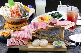 橘子狗愛吃糖オレンジ ワンチャン 台中燒肉 朧月炭火燒肉勤美誠品 西區 超豪華深夜食堂燒肉和牛海陸套餐和牛伊比利豬盤克夏豬