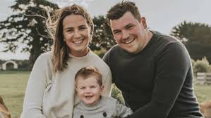 According to the 1975 book man eating sharks! Yikr4hez18gkkm